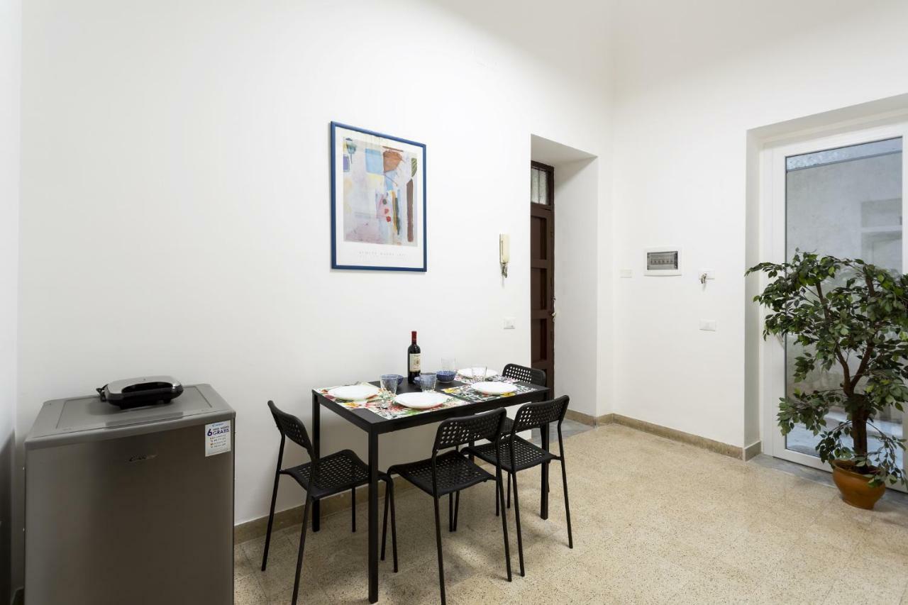 Star Politeama Apartment パレルモ エクステリア 写真